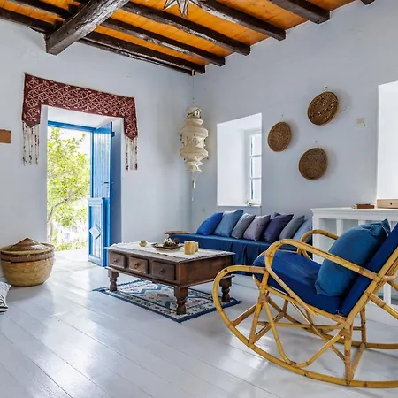 The Lemon Tree House - In The Heart Of Case de vacanță *