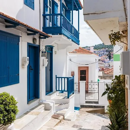 The Lemon Tree House - In The Heart Of * Skopelos
